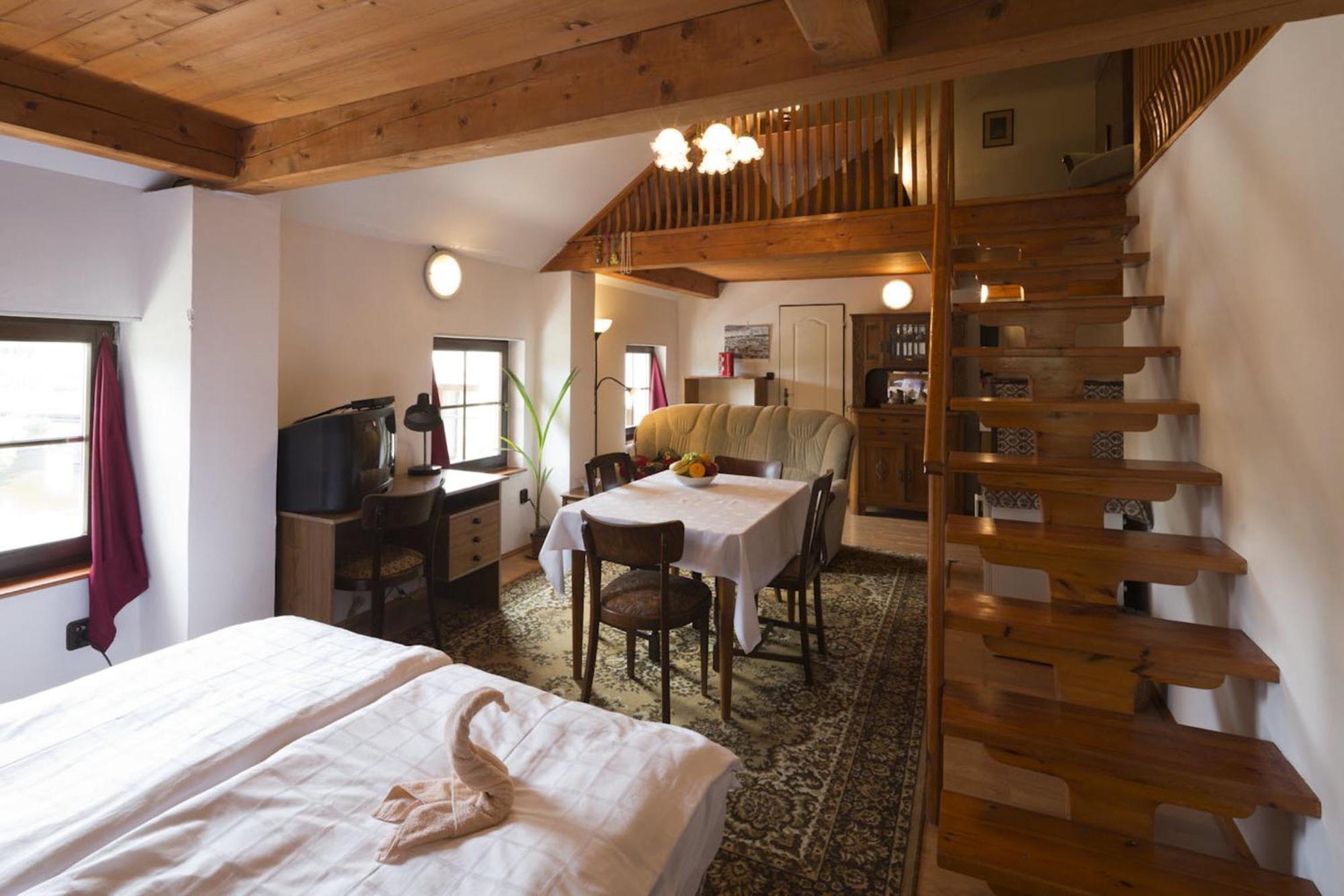 Apartmany U Kocek Tábor Extérieur photo